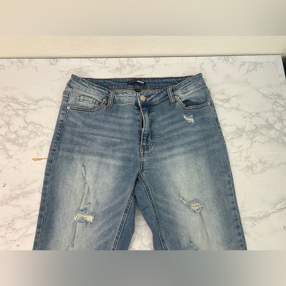 Fashion Nova Women Jeans 9 Blue Cotton Blend High Rise Distressed Regular Denim - Picture 2 of 5